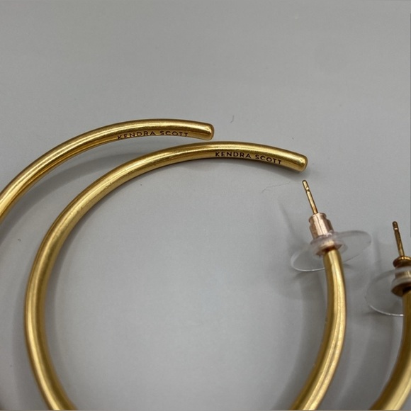 KENDRA SCOTT🆑Special Deals Designer Merchandise-Lowest Price-No Offers-PriceFirm - Picture 10 of 11